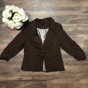 NWOT Ruched Sleeve Blazer